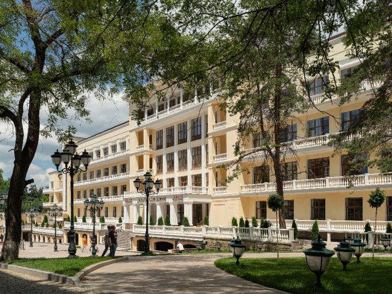 Санаторий Дворец Нарзанов