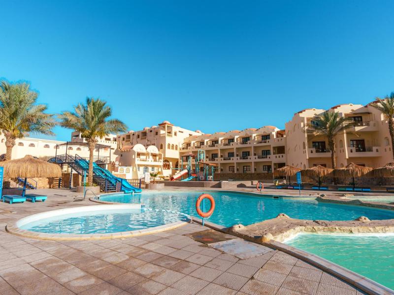 Protels Beach Club & Spa Resort