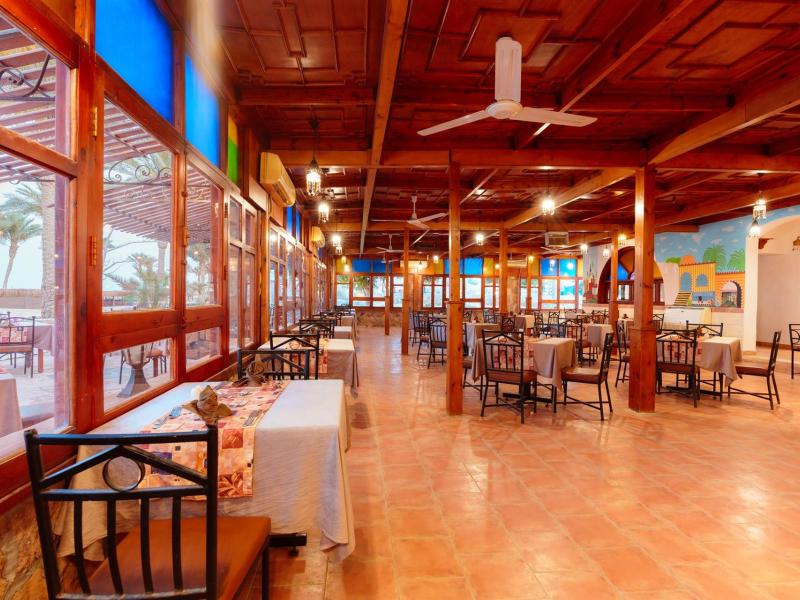 Protels Beach Club & Spa Resort