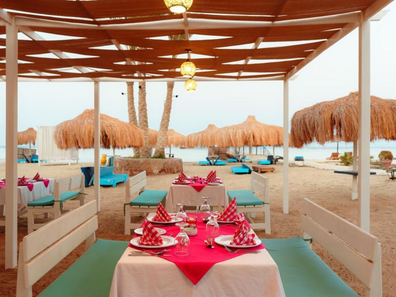 Protels Beach Club & Spa Resort