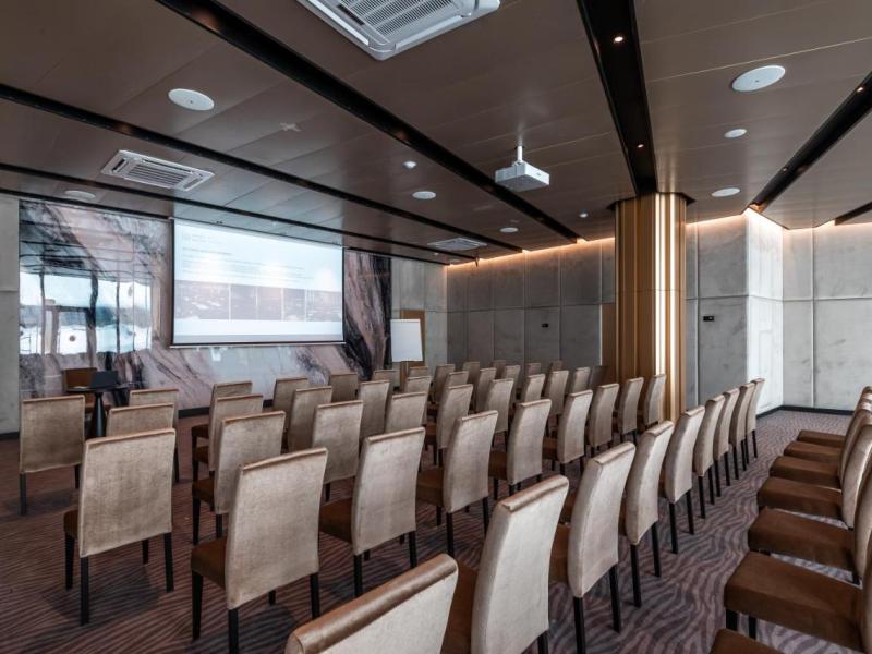 Кравт Отель Казань Аэропорт