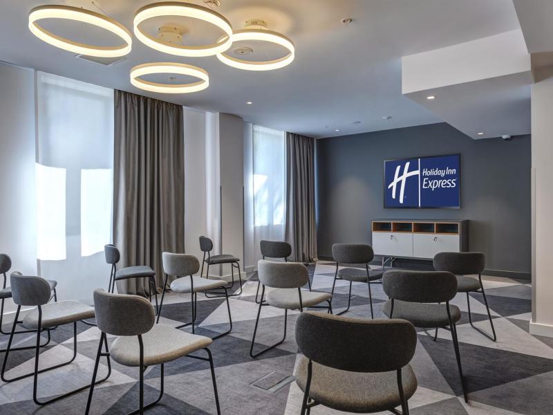 Holiday Inn Express