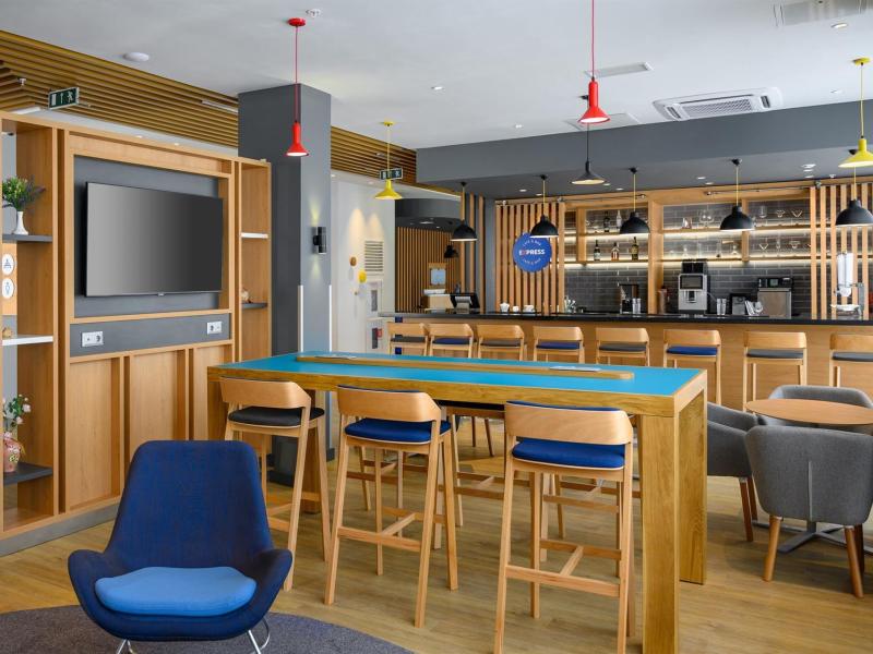 Holiday Inn Express
