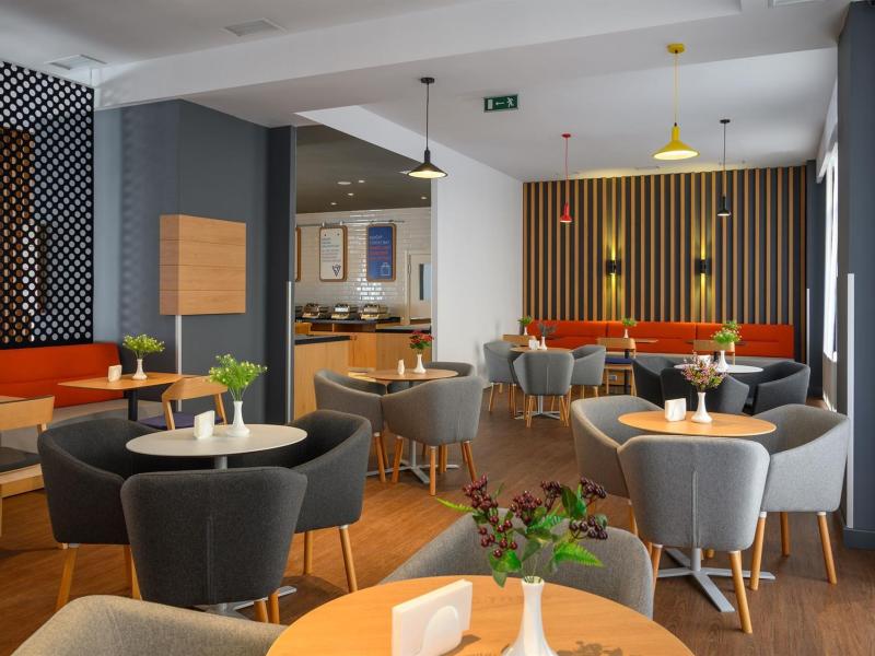 Holiday Inn Express