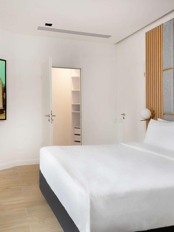 The Basilian Minsk, Curio Collection By Hilton