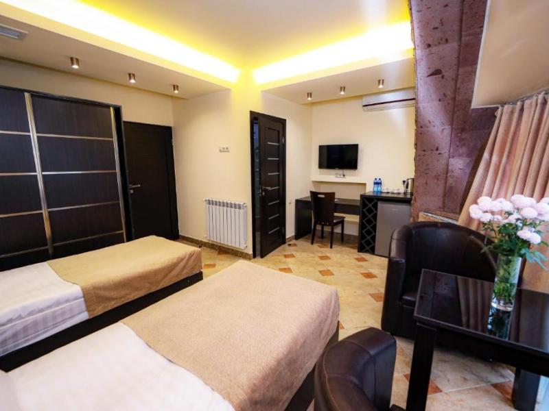 Skyline Hotel Yerevan