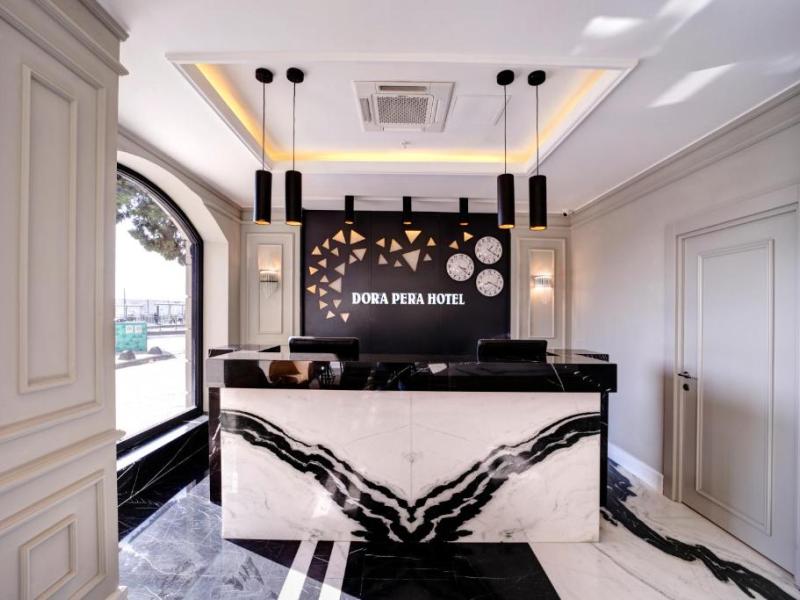 Dora Pera Hotel