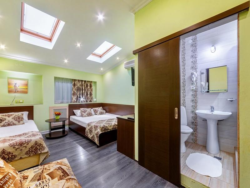 Людмила (ул. Пограничная)