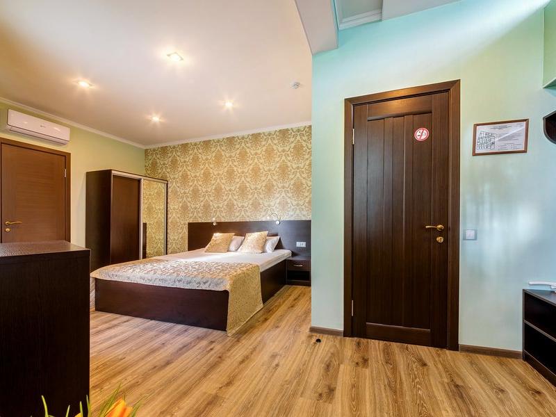 Людмила (ул. Пограничная)