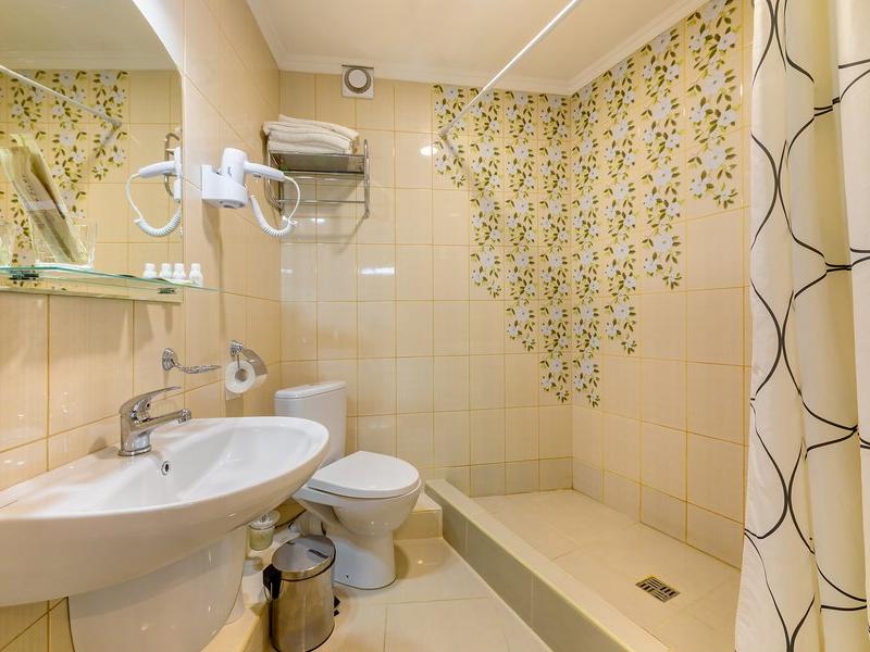 Людмила (ул. Пограничная)