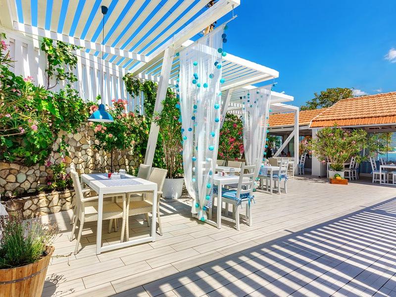 Людмила (ул. Пограничная)