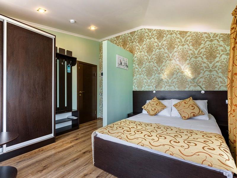 Людмила (ул. Пограничная)