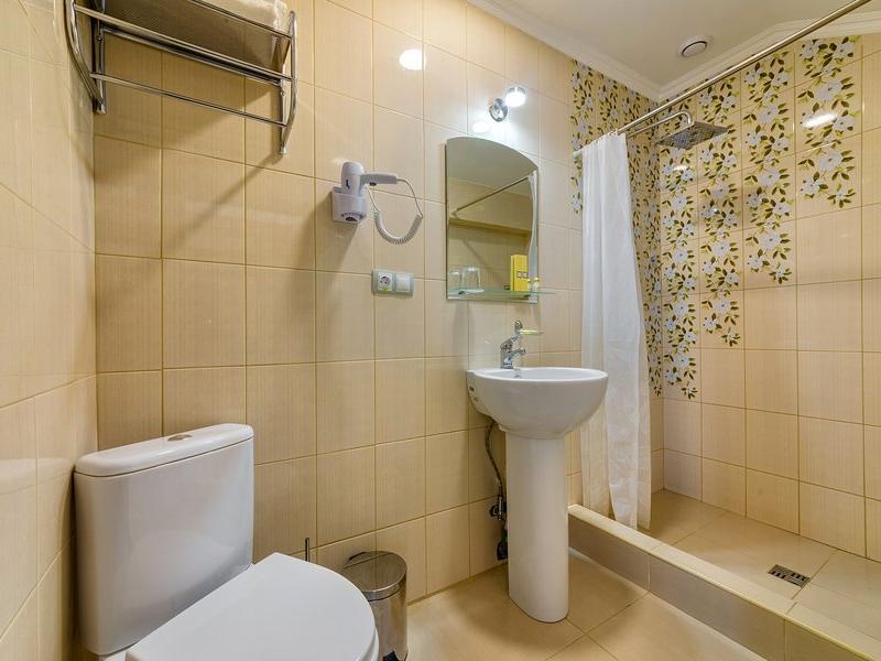 Людмила (ул. Пограничная)