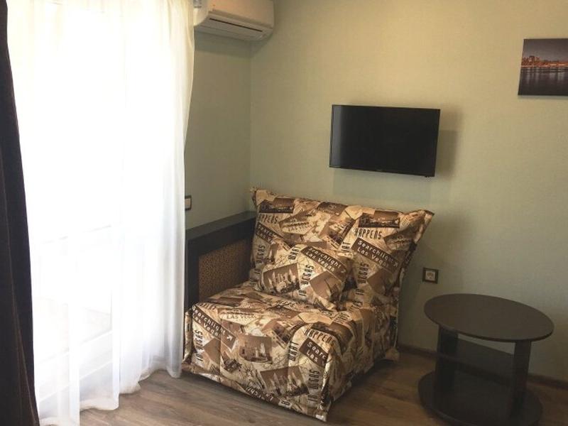 Людмила (ул. Пограничная)