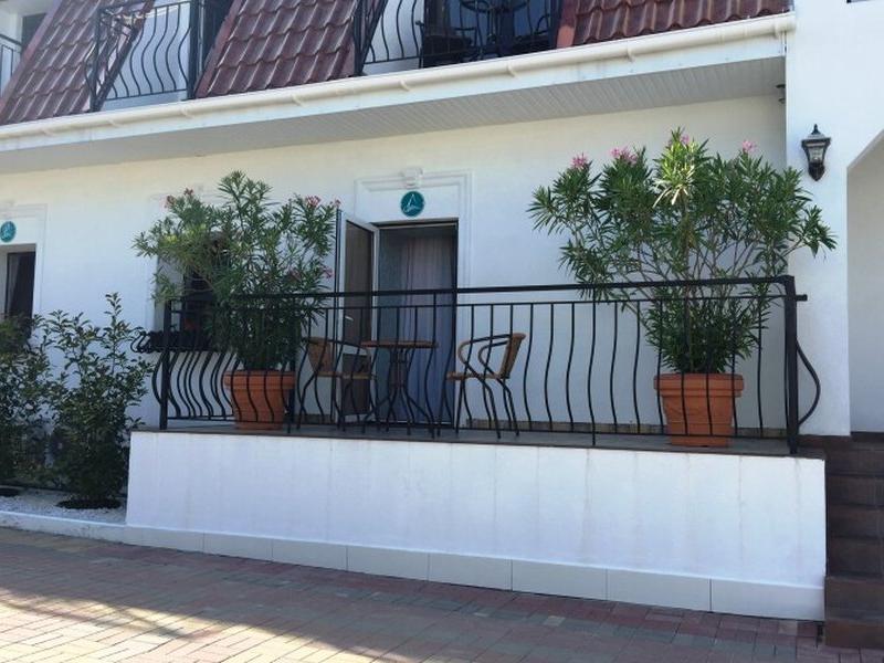 Людмила (ул. Пограничная)