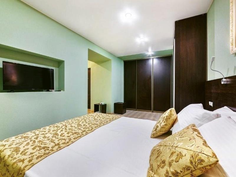 Людмила (ул. Пограничная)