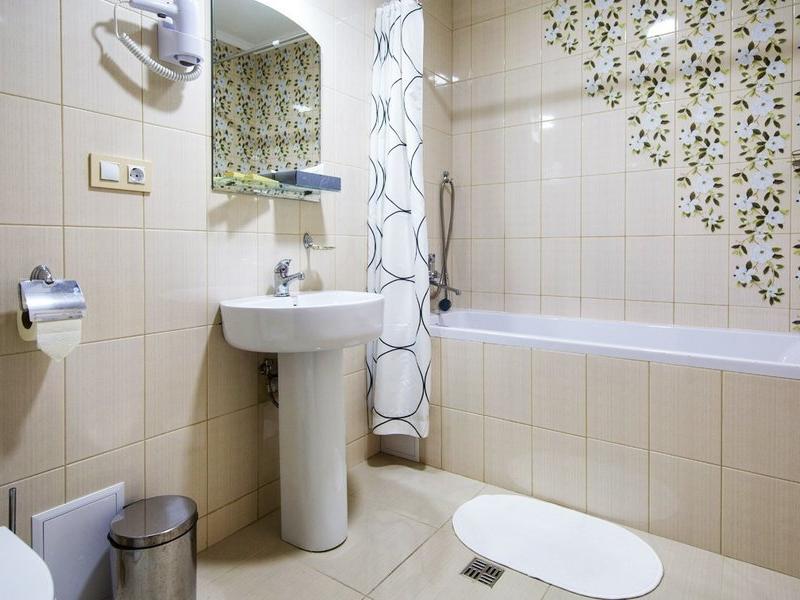 Людмила (ул. Пограничная)