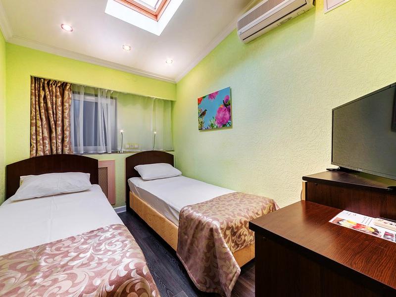 Людмила (ул. Пограничная)