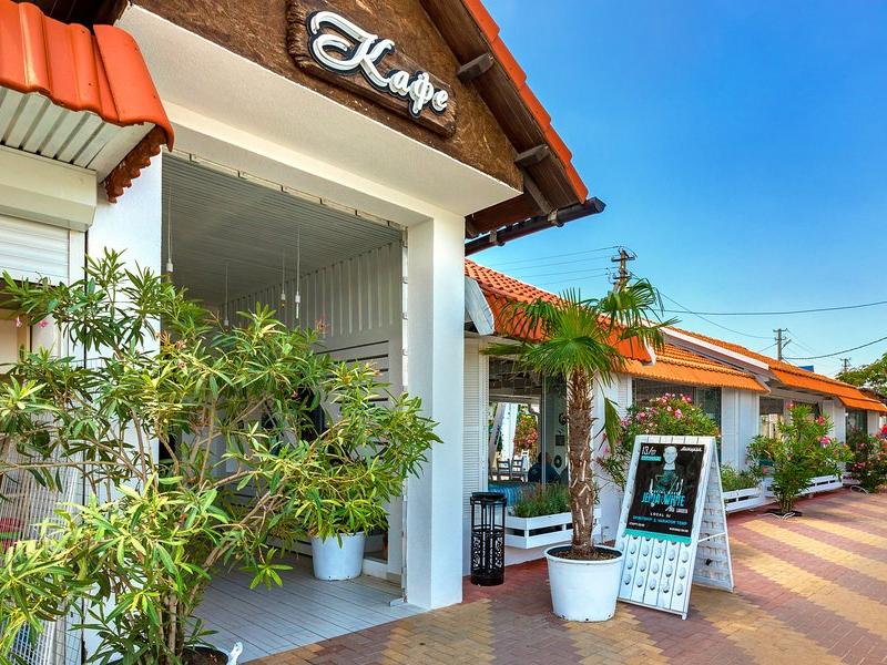 Людмила (ул. Пограничная)