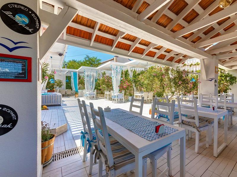 Людмила (ул. Пограничная)