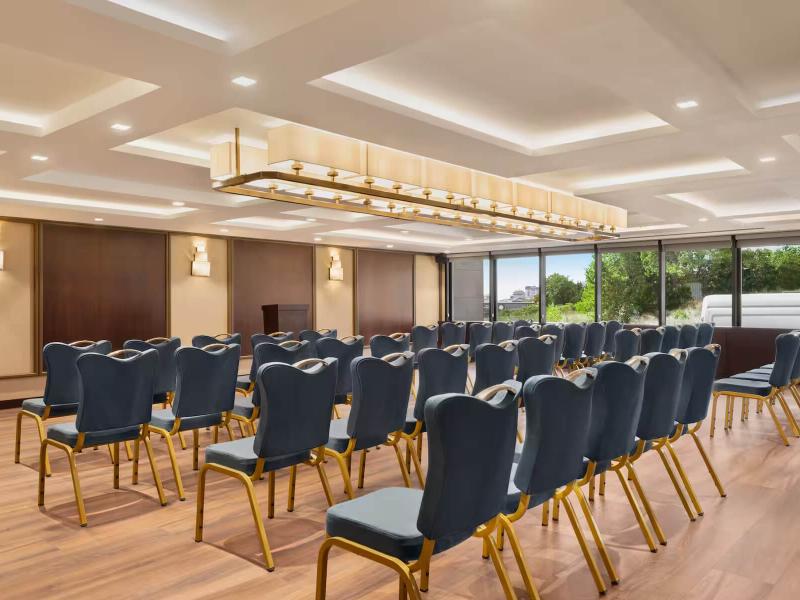 Days Hotel by Wyndham Istanbul Maltepe