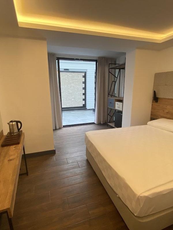 Miyas Luxury Hotel