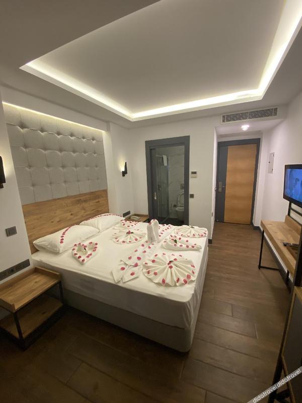 Miyas Luxury Hotel