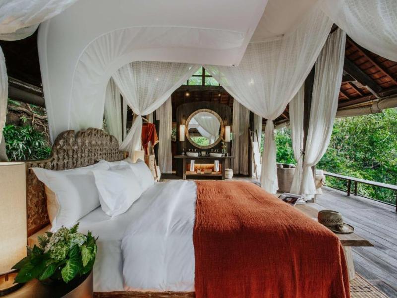 Buahan, A Banyan Tree Escape