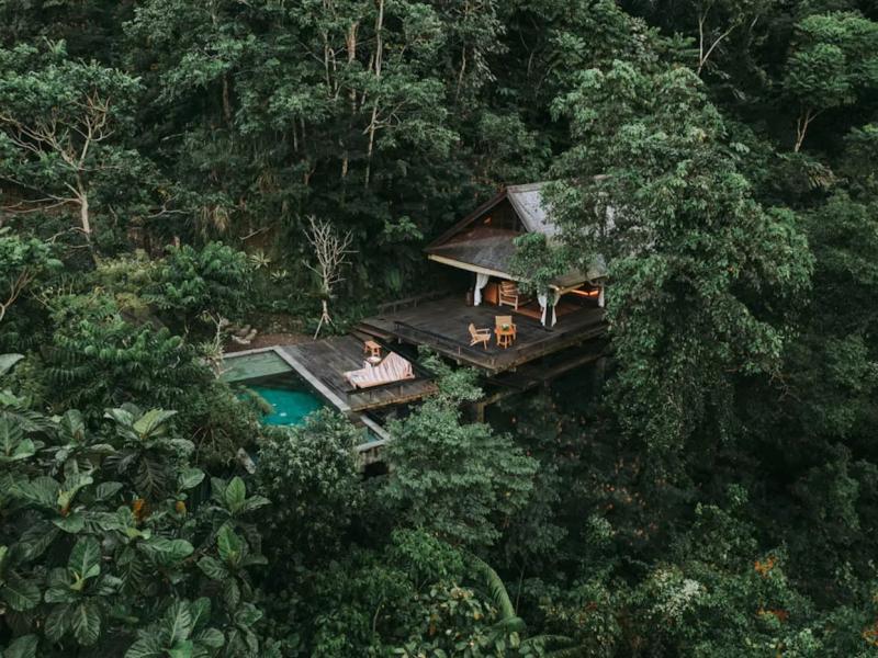 Buahan, A Banyan Tree Escape