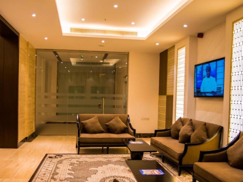 City Park Hotel Apartments