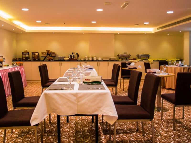 City Park Hotel Apartments