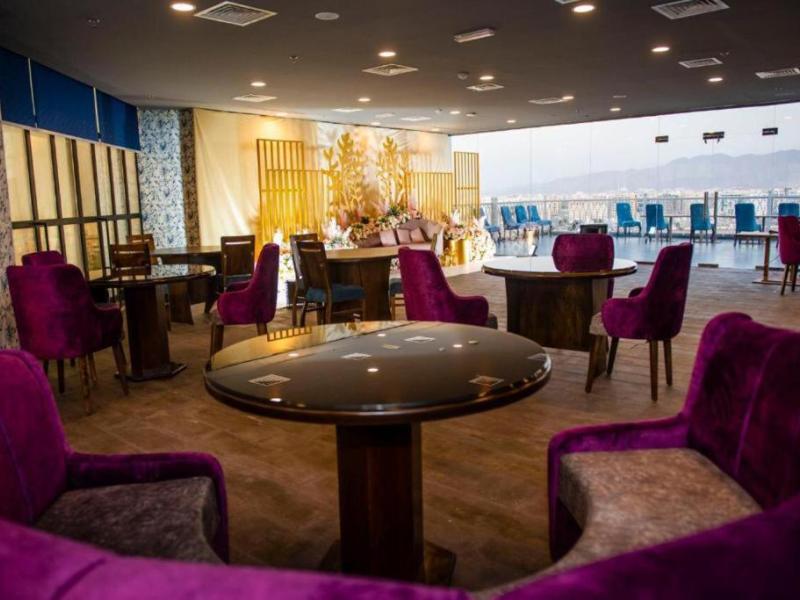 Parkside Plaza Hotel