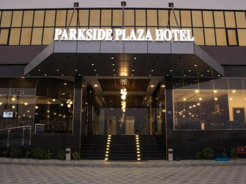 Parkside Plaza Hotel