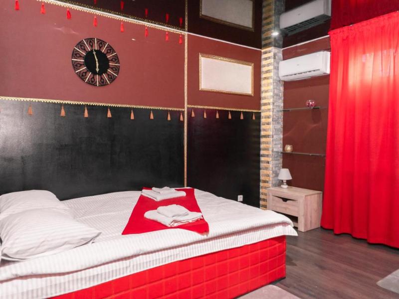 Старая Дача (ул. Севастьянова)