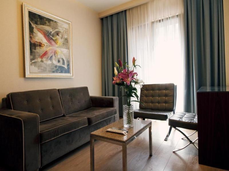 Alba Hotel
