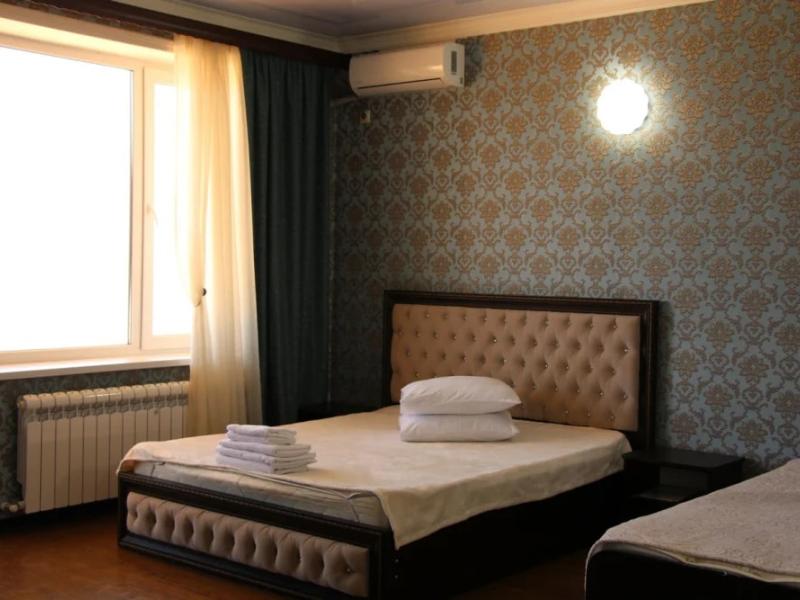 Вояж (ул.Локомотивная)