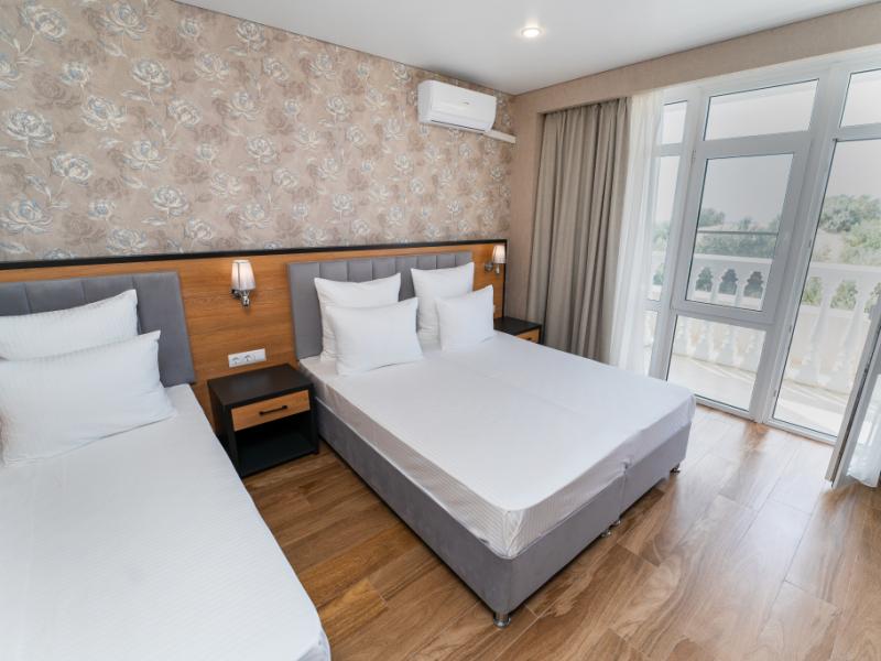 Art Life Hotel (Витязево)