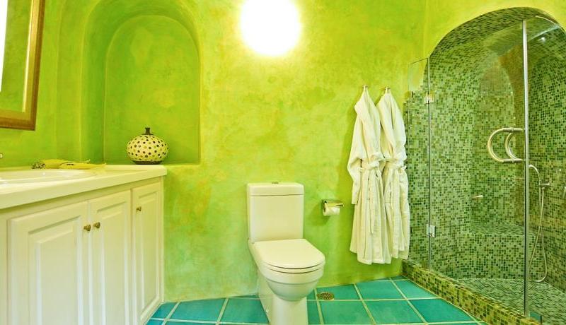 Enigma Apartments and Suites