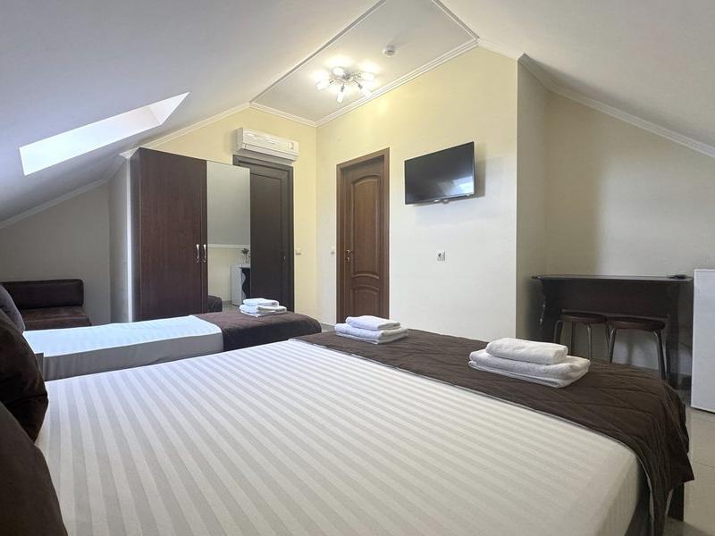 Гостевой дом Манолис (Дивноморское)
