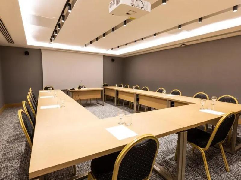 Radisson Hotel Istanbul Harbiye