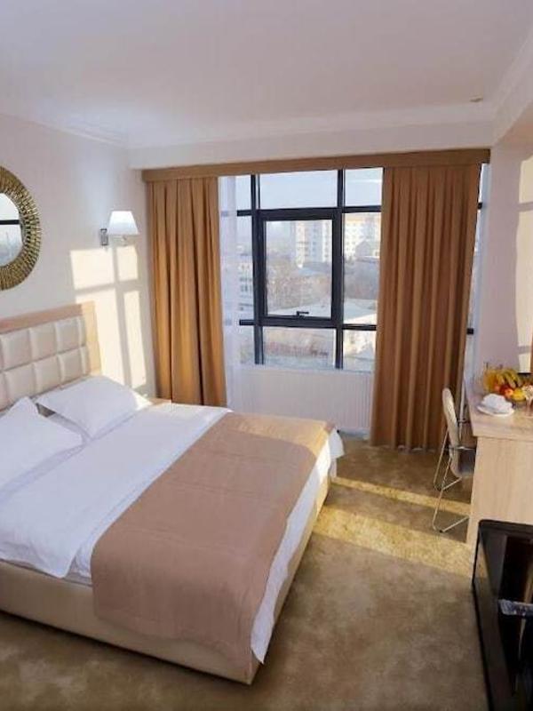 Velara Hotel
