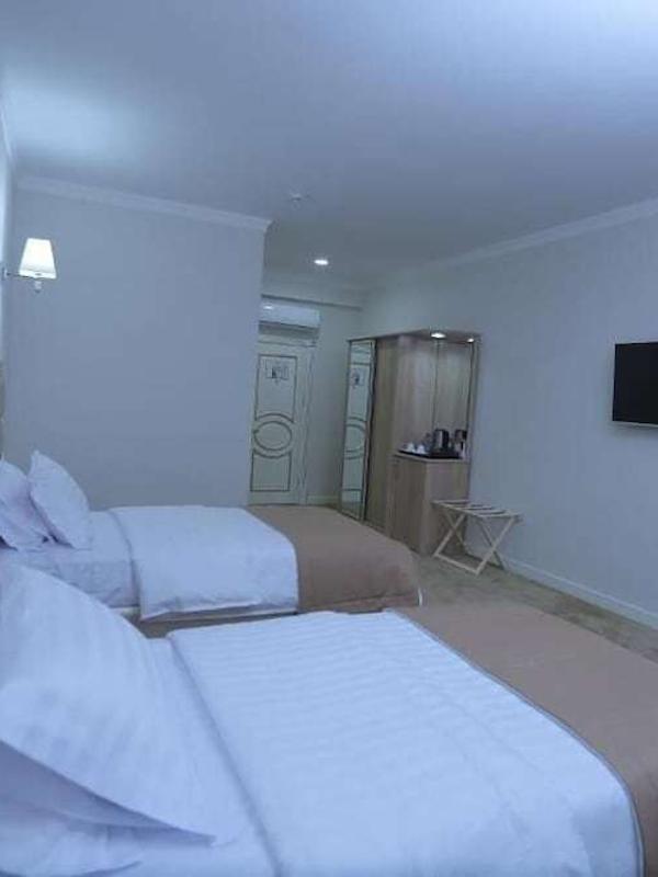 Velara Hotel