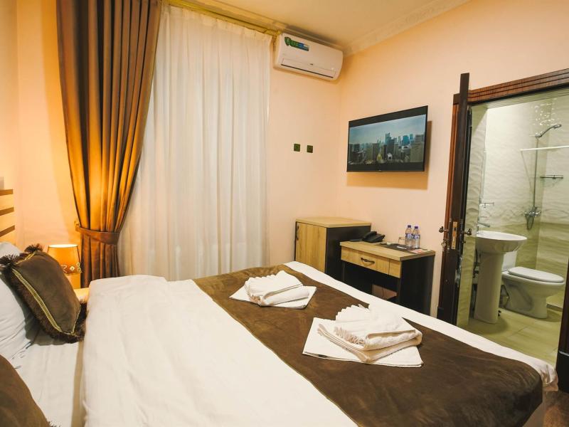 Rayyan Hotel