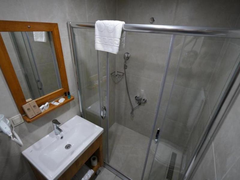 Sultan Hamit Hotel