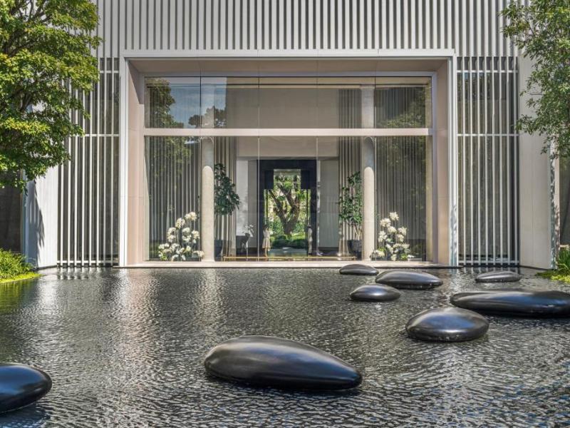 Four Seasons Hotel Bangkok at Chao Phraya River
