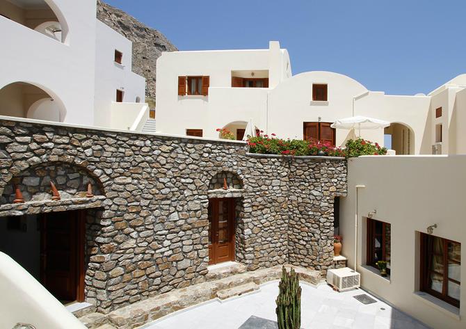 Epavlis Hotel
