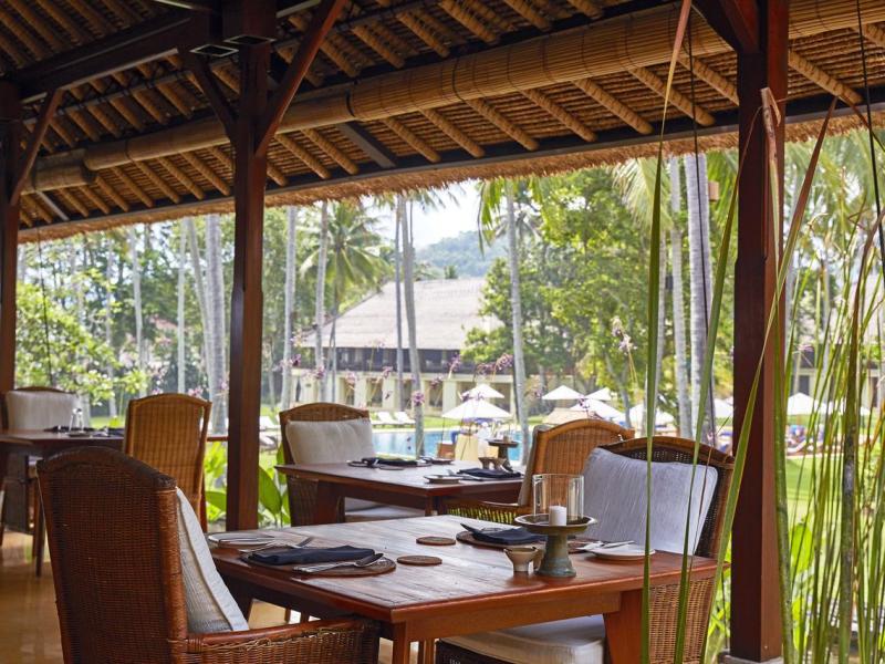 Alila Manggis