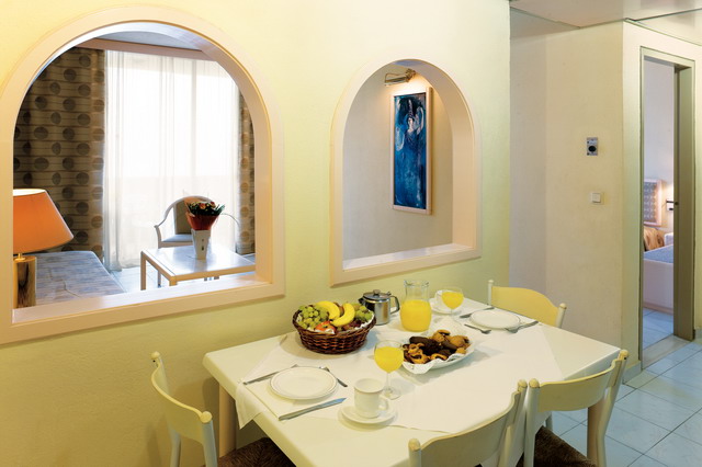 Ammades Epsilon Apartments