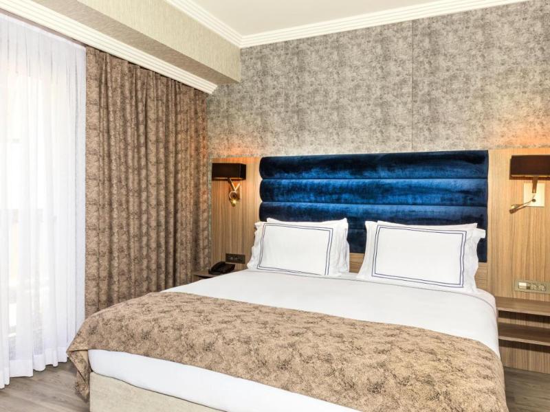 Demiray Hotel