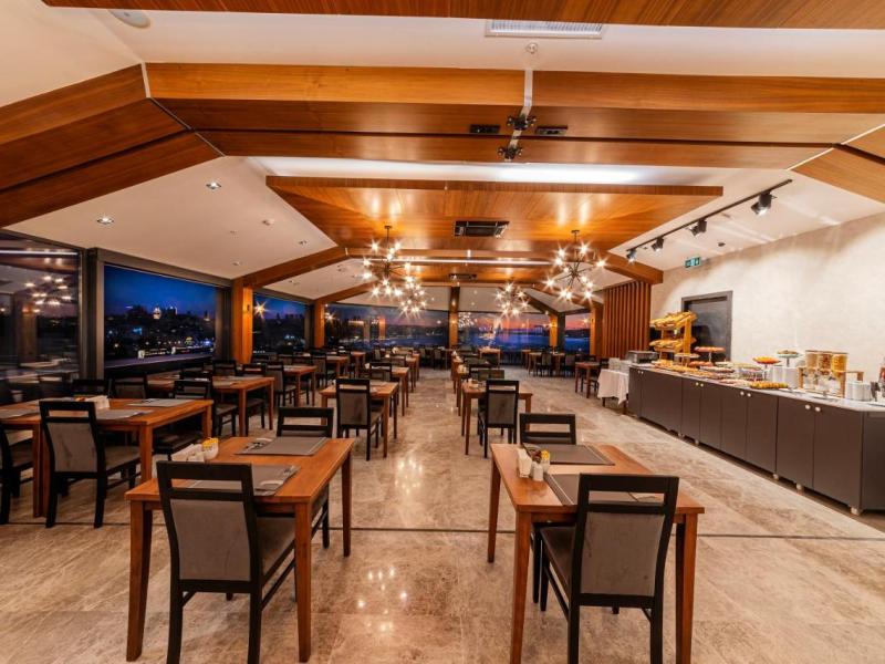 Demiray Hotel